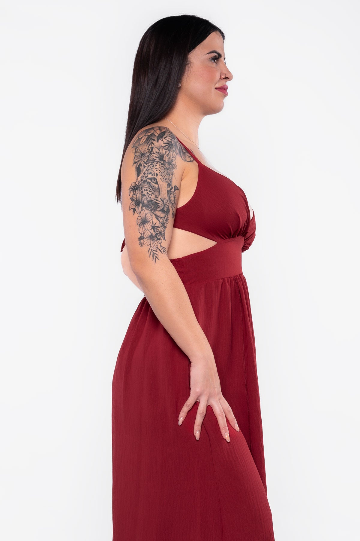 Vestido largo de tirantes con abertura