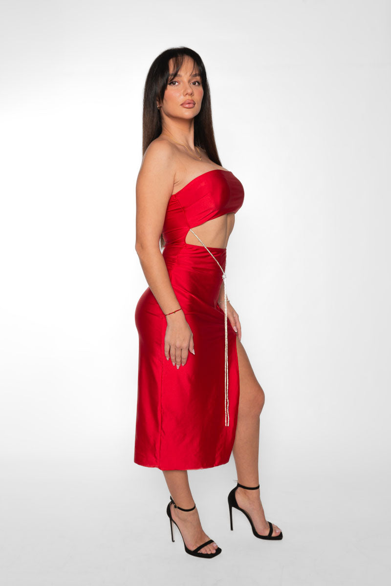 Vestido midi escote palabra de honor tirante brillo