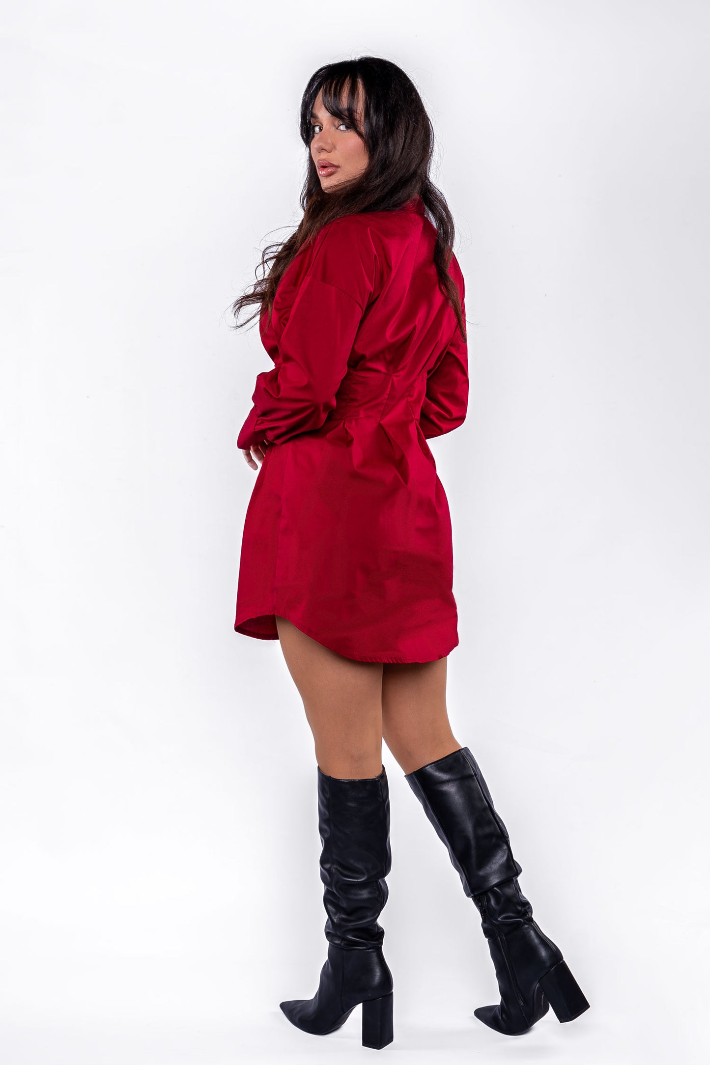 Vestido corto camisero  botones con cintura ajustada