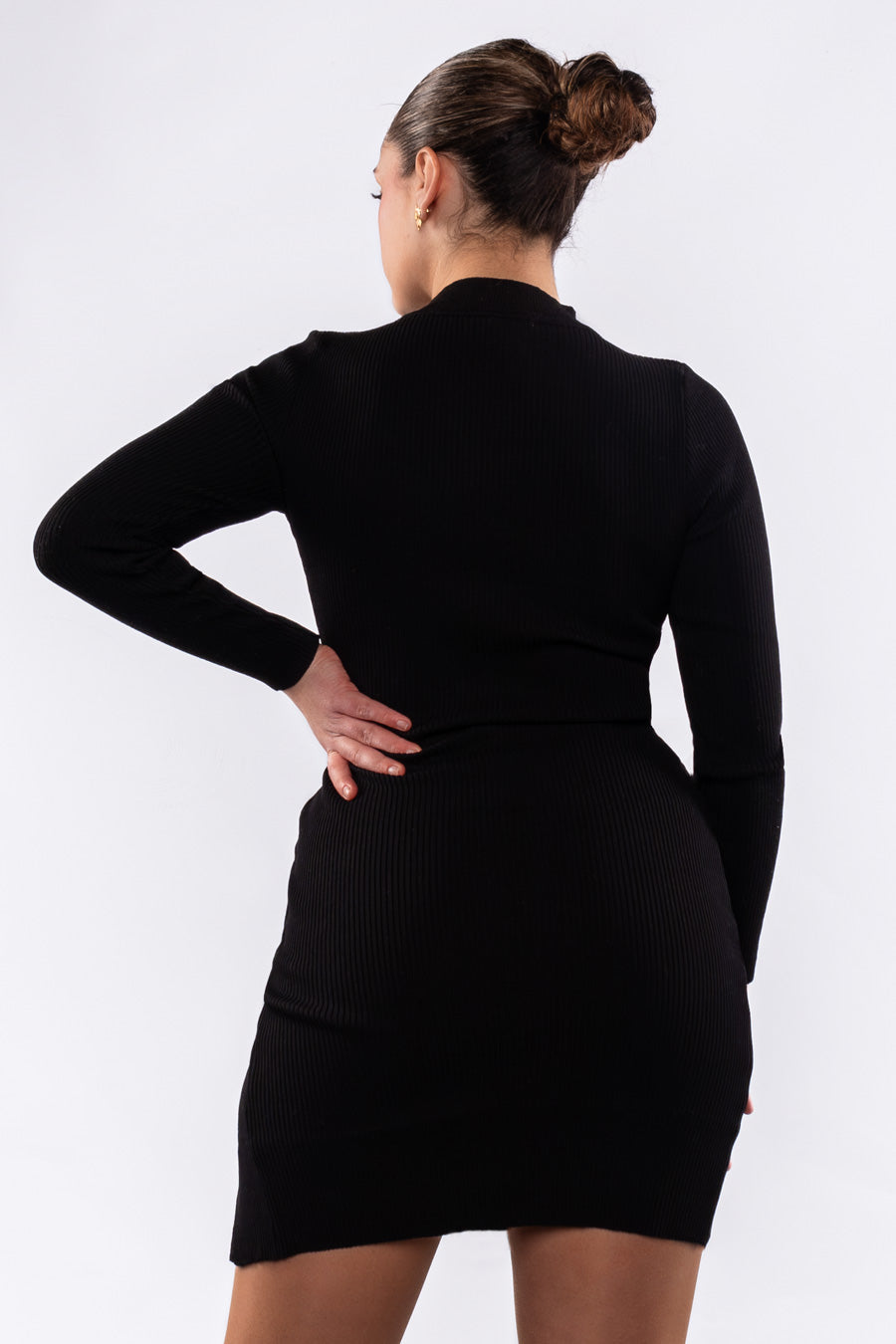 Vestido corto de tejido canalé manga larga