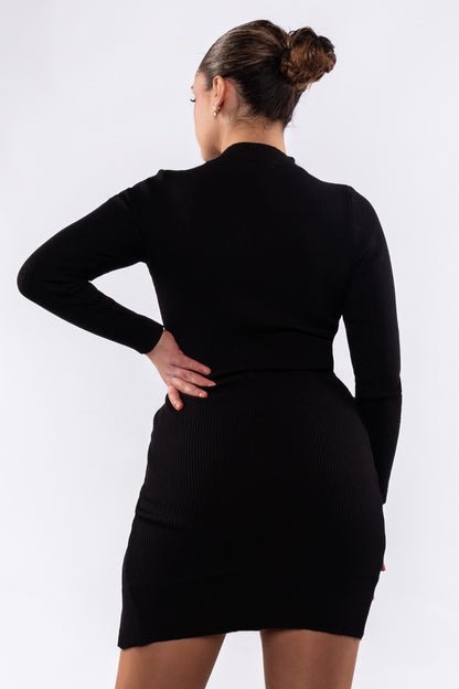 Vestido corto de tejido canalé manga larga