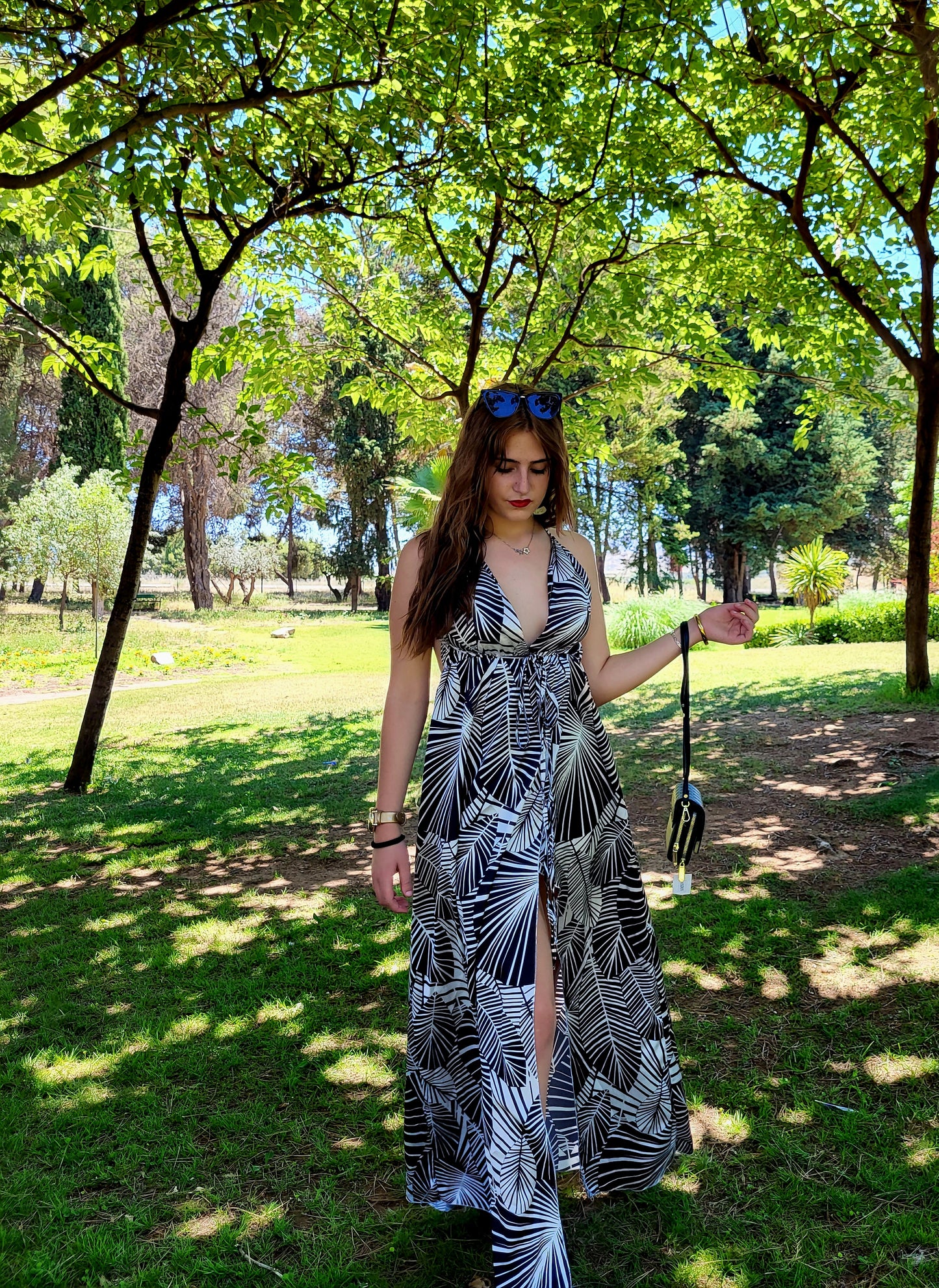 Vestido largo con estampado plumas