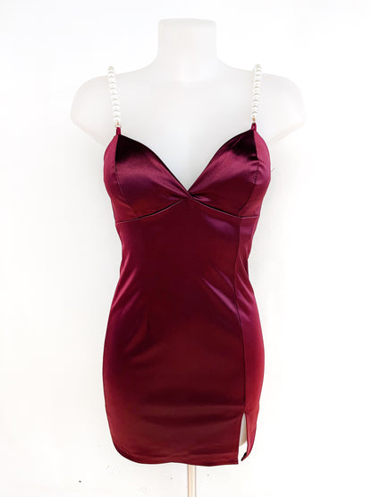 Mini vestido con tirantes con cuenta de perlas De Satén