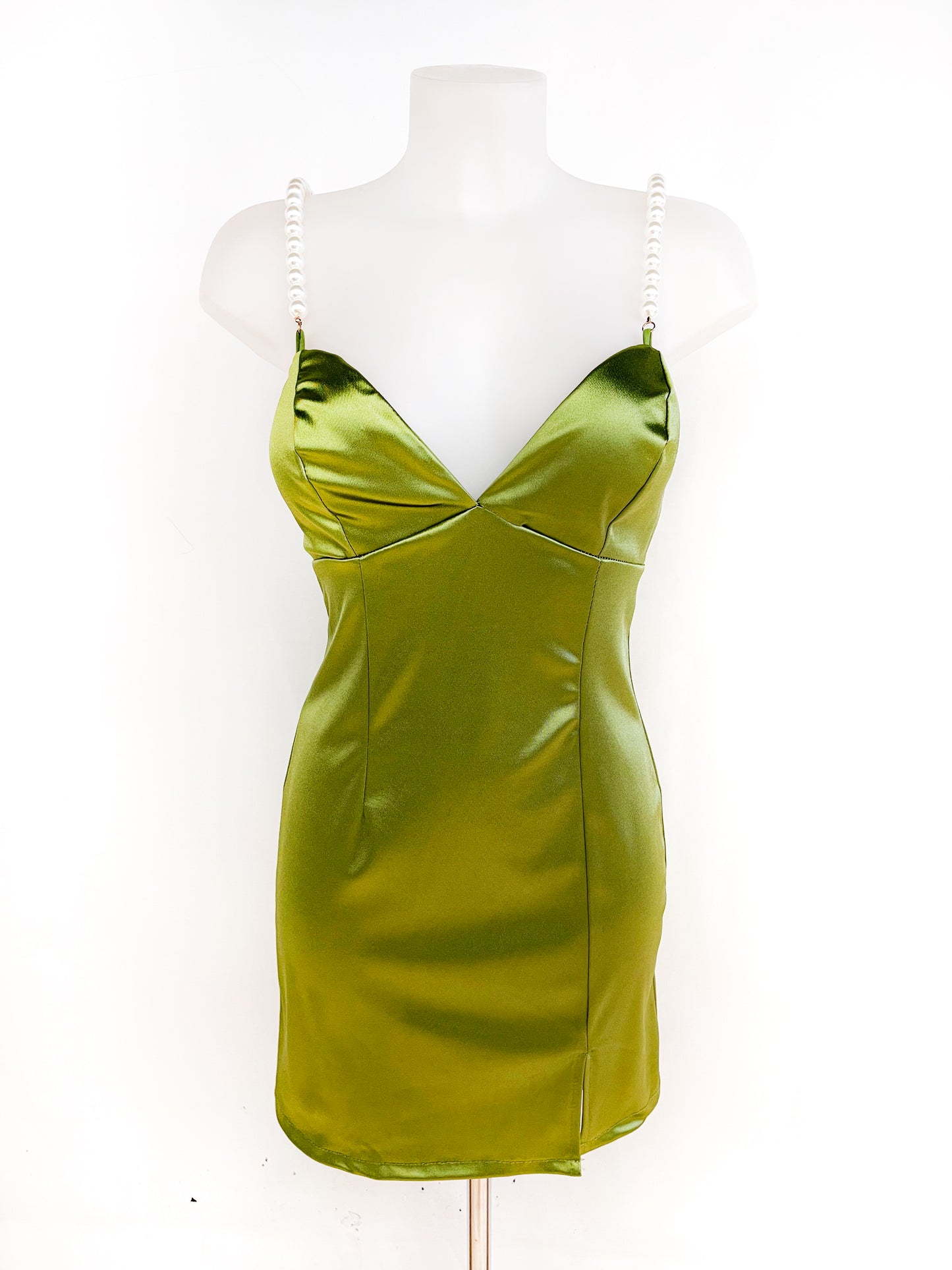 Mini vestido con tirantes con cuenta de perlas De Satén