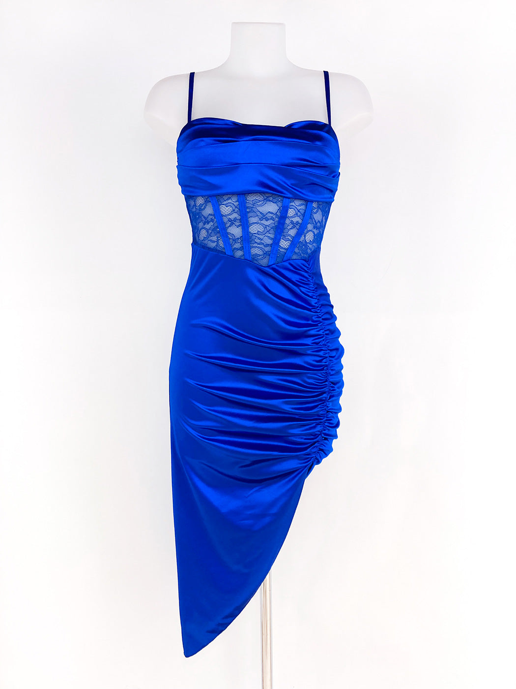 Vestido midi de raso corto con encaje cintura