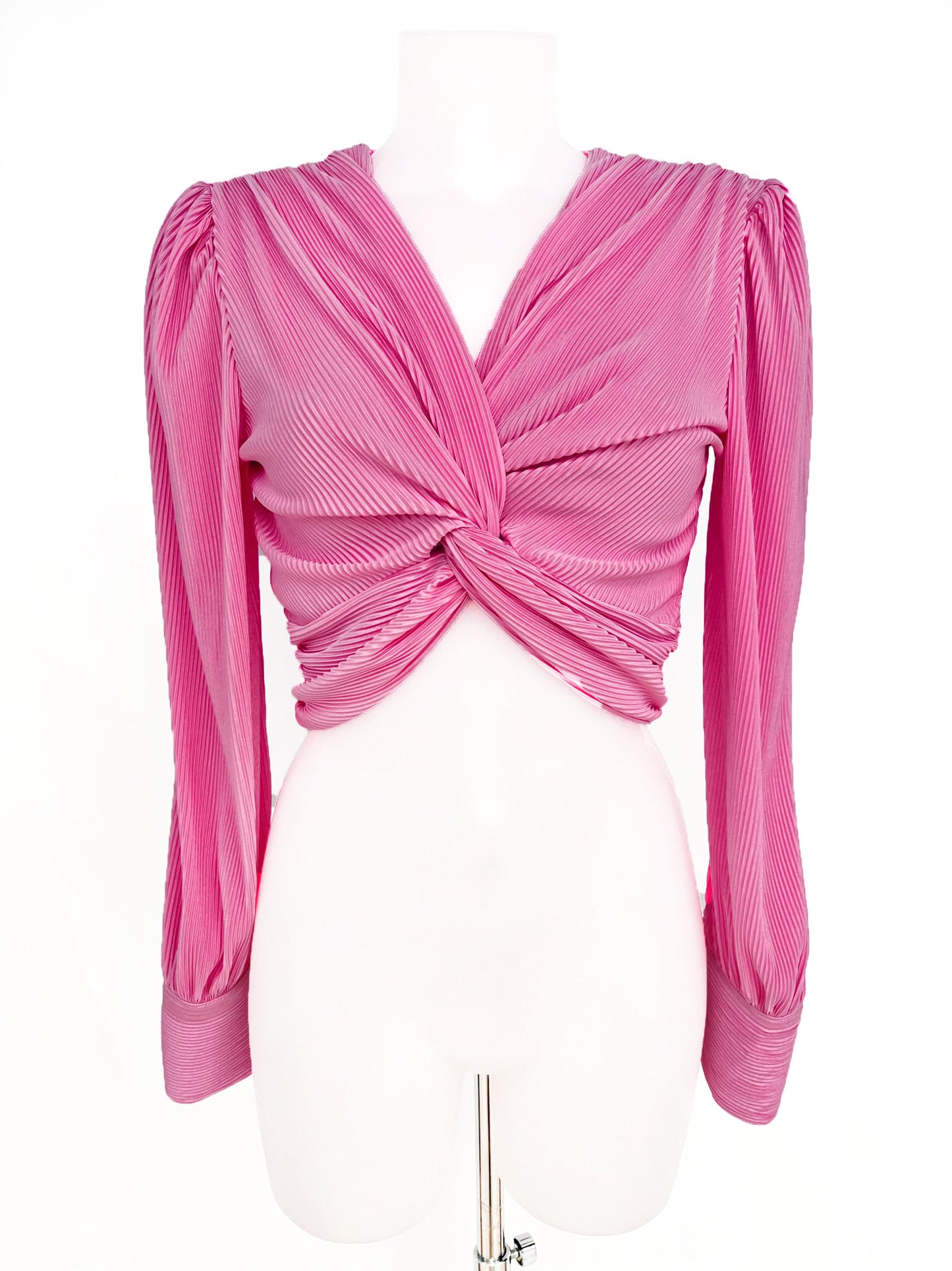 Blusa plisada con nudo frontal