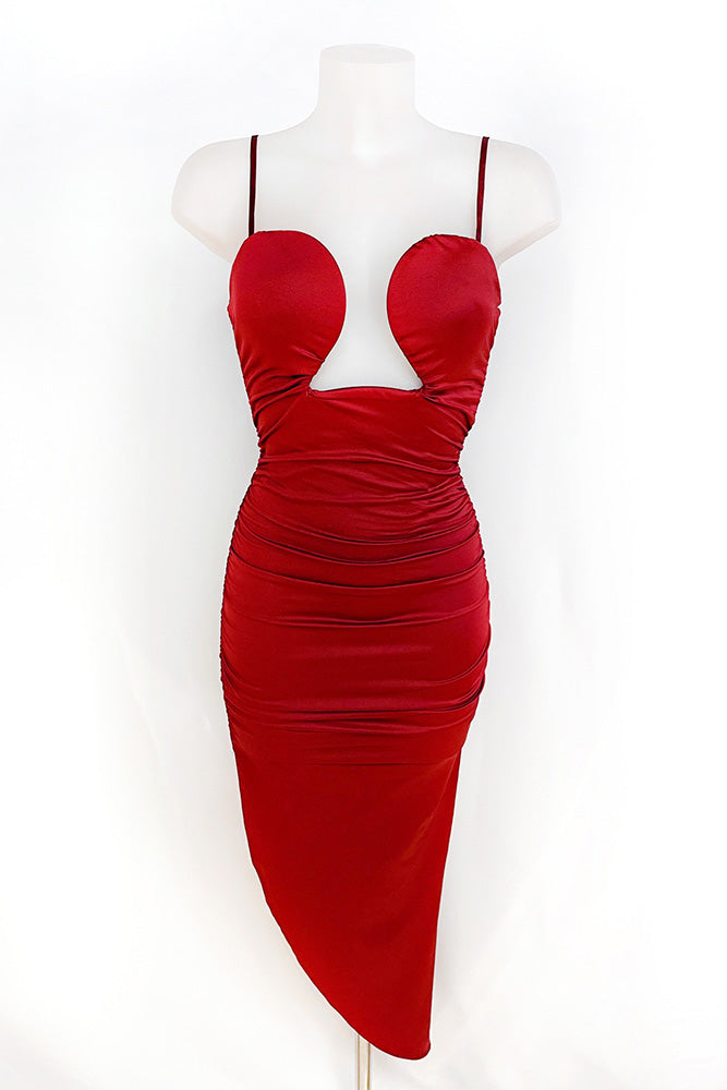 Vestido midi con tirantes copas con relleno