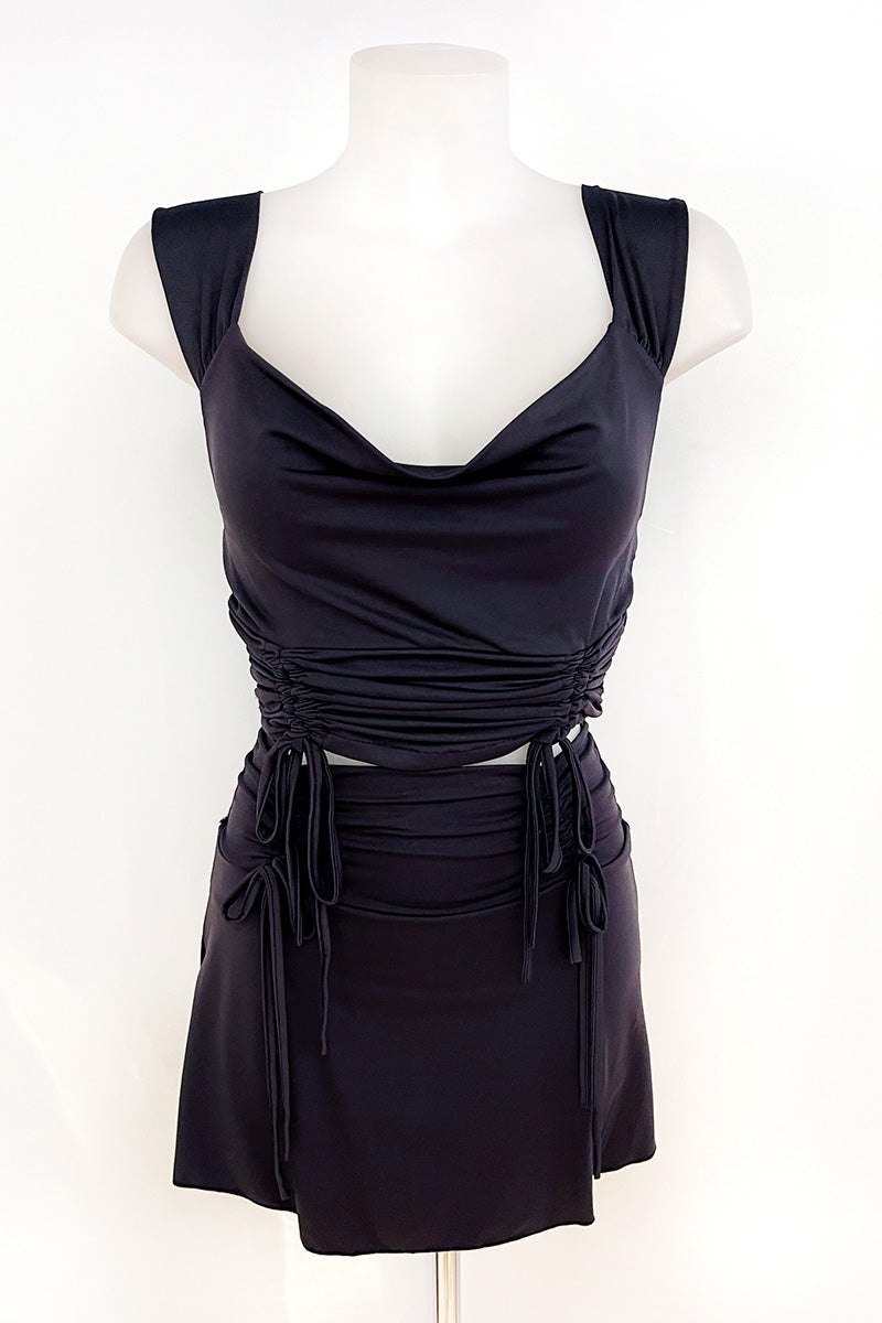 Conjunto top fruncido y short licra